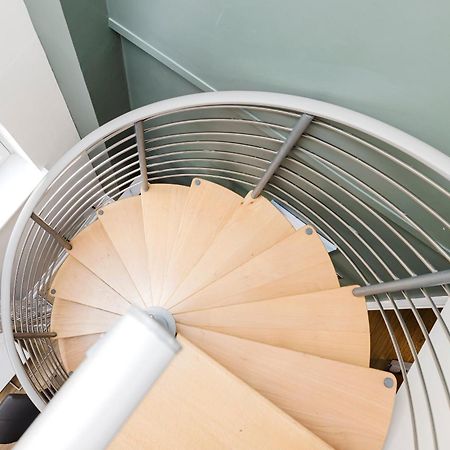 Joivy Stylish Apartment With Balcony In Old Town Edinburgh Exterior foto