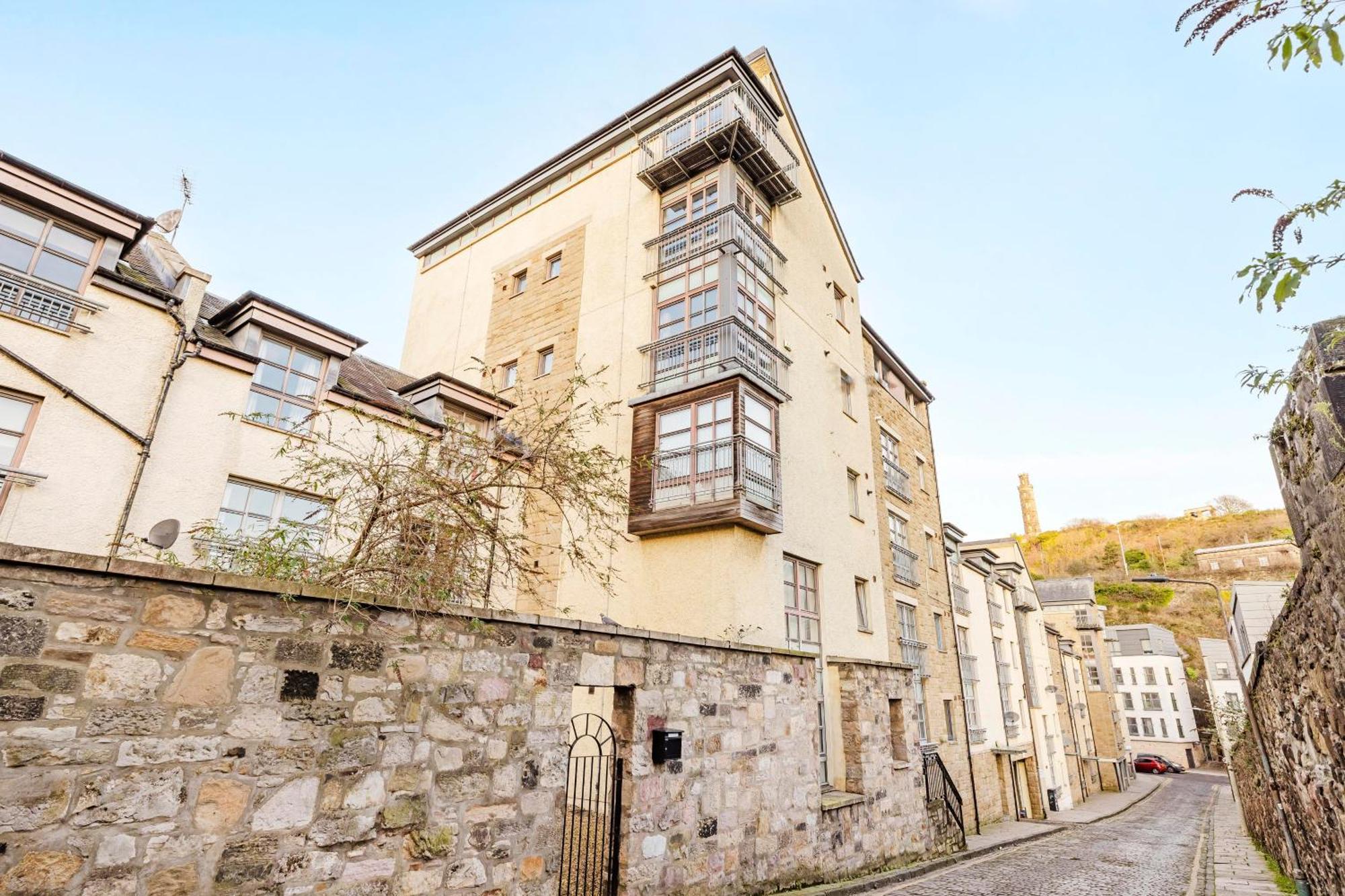 Joivy Stylish Apartment With Balcony In Old Town Edinburgh Exterior foto