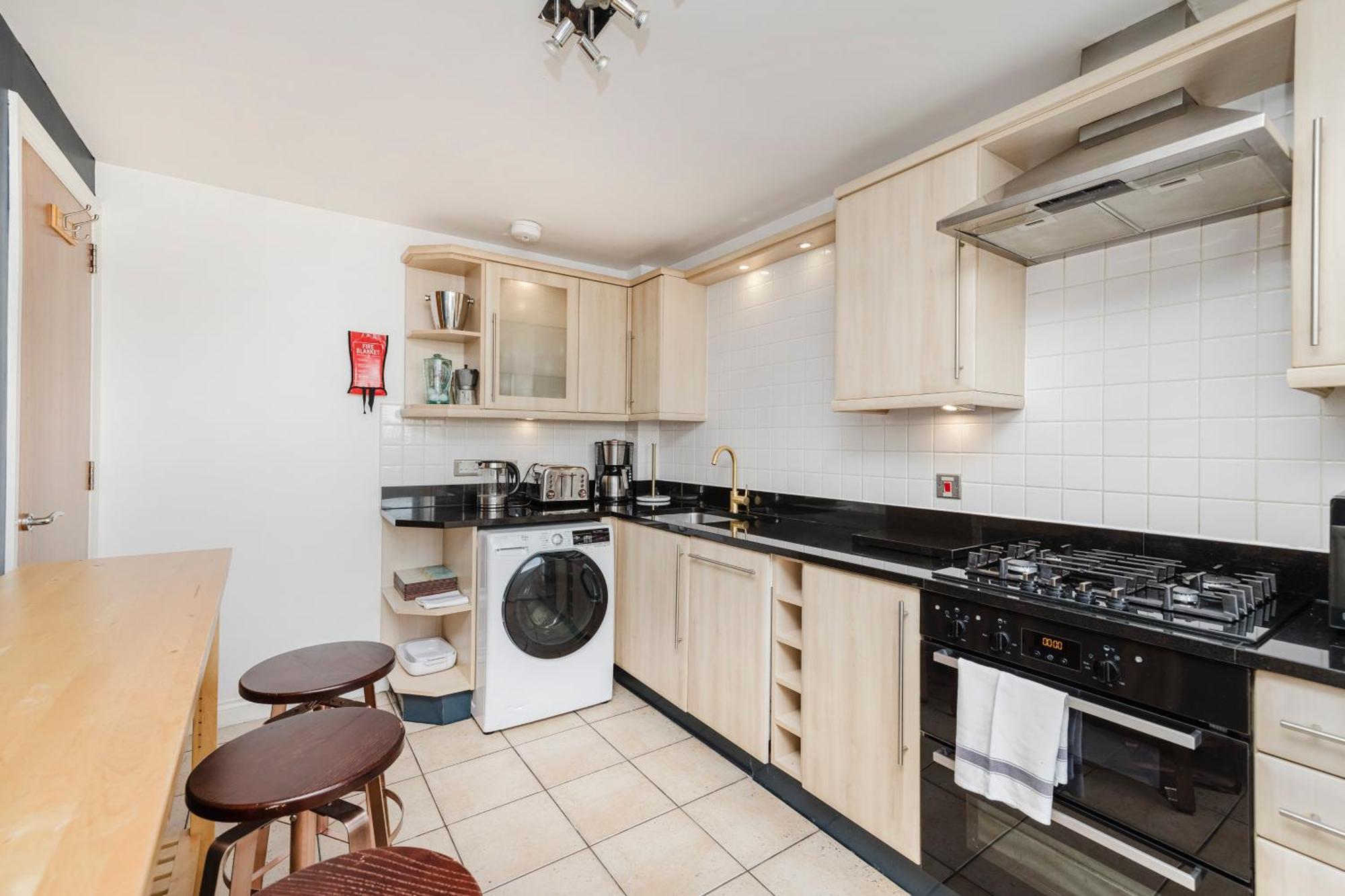 Joivy Stylish Apartment With Balcony In Old Town Edinburgh Exterior foto