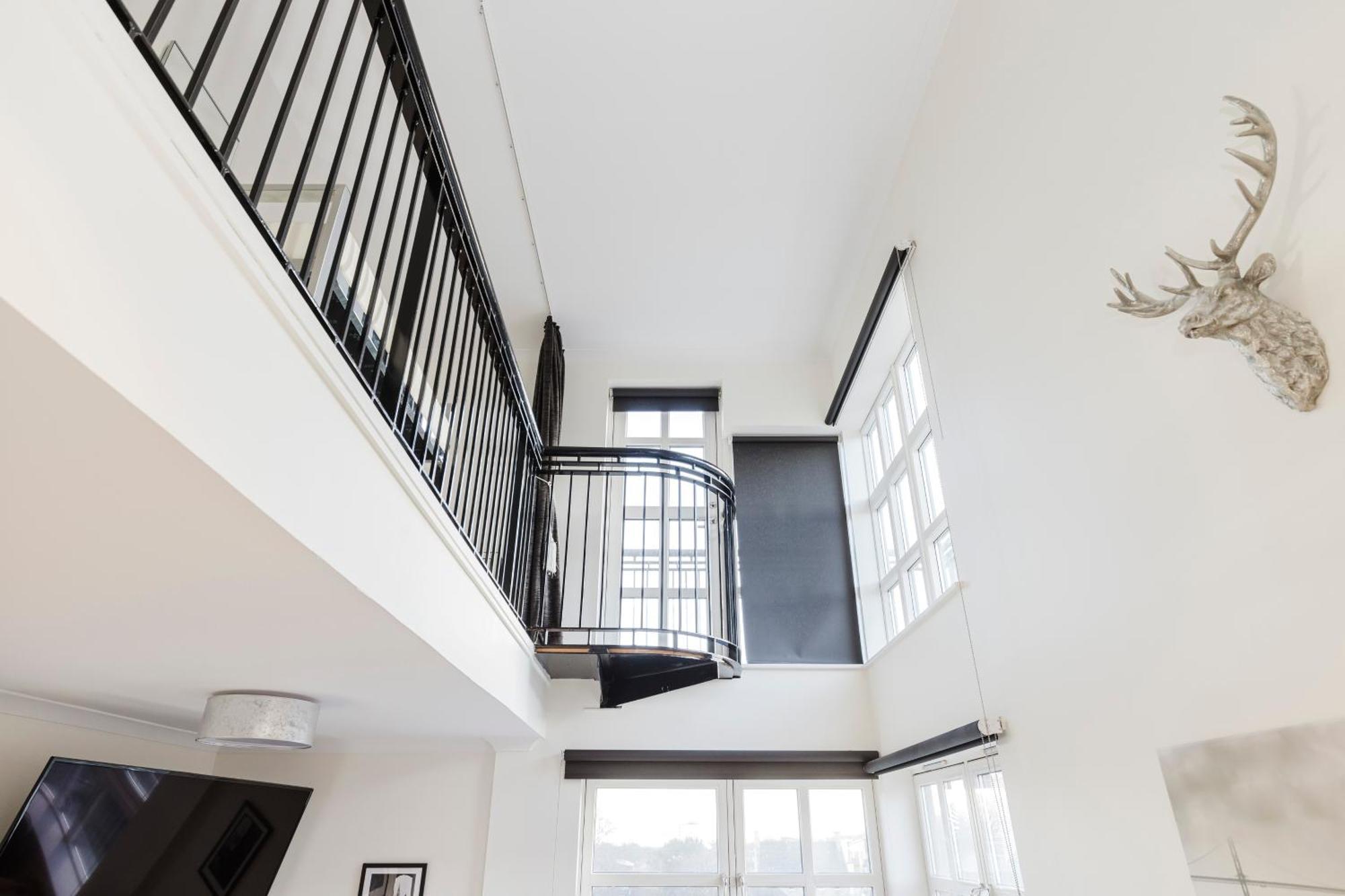 Joivy Stylish Apartment With Balcony In Old Town Edinburgh Exterior foto
