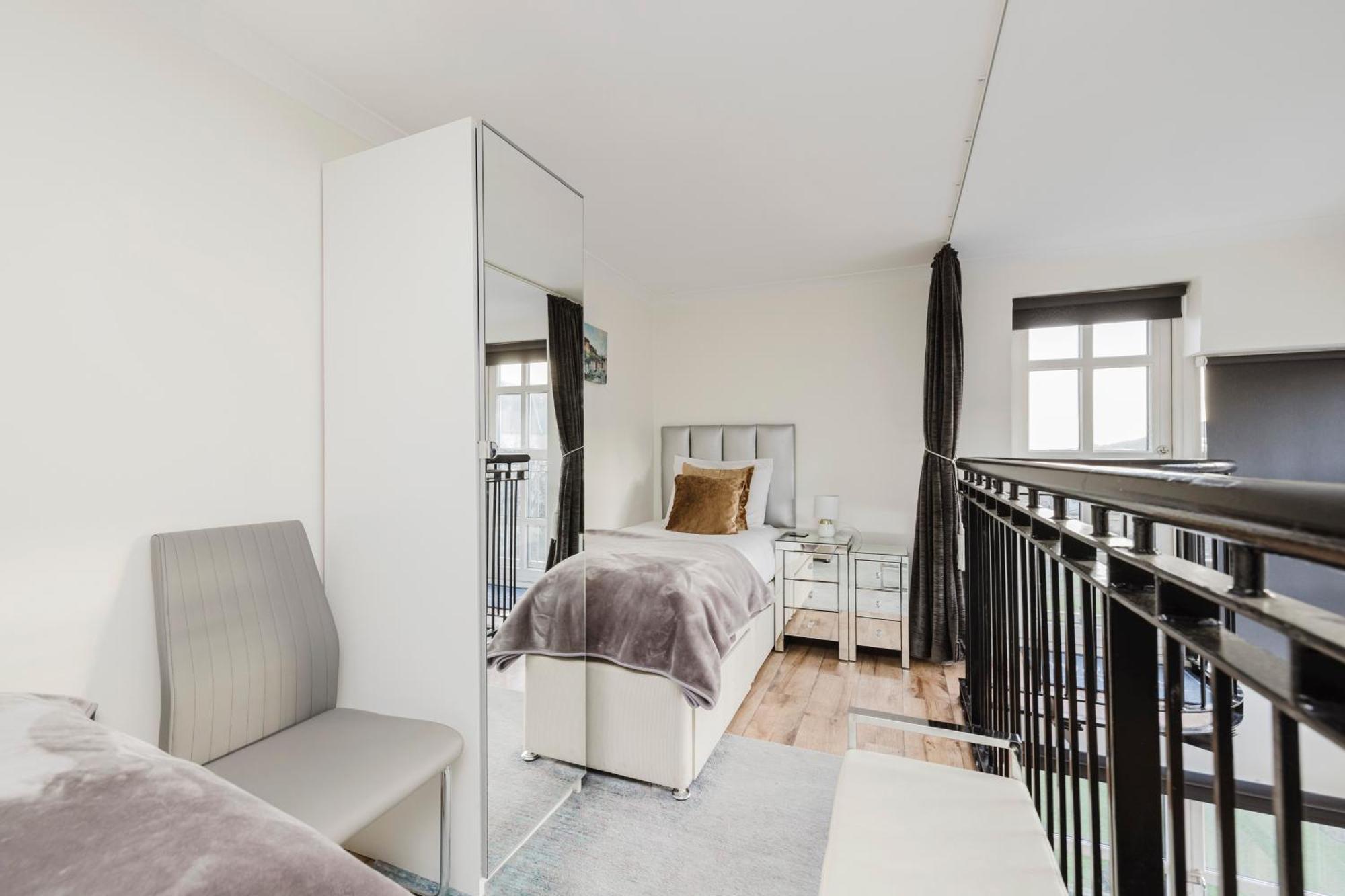 Joivy Stylish Apartment With Balcony In Old Town Edinburgh Exterior foto